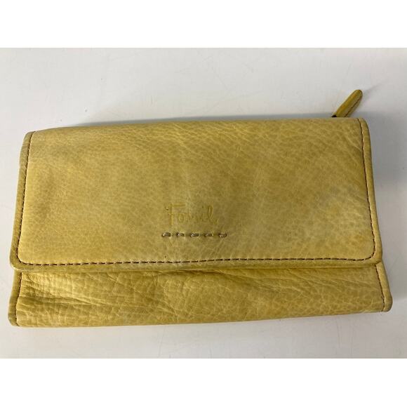 FOSSIL LARGE YELLOW SMOOTH LEATHER WOMENS WALLET - Picture 1 of 16